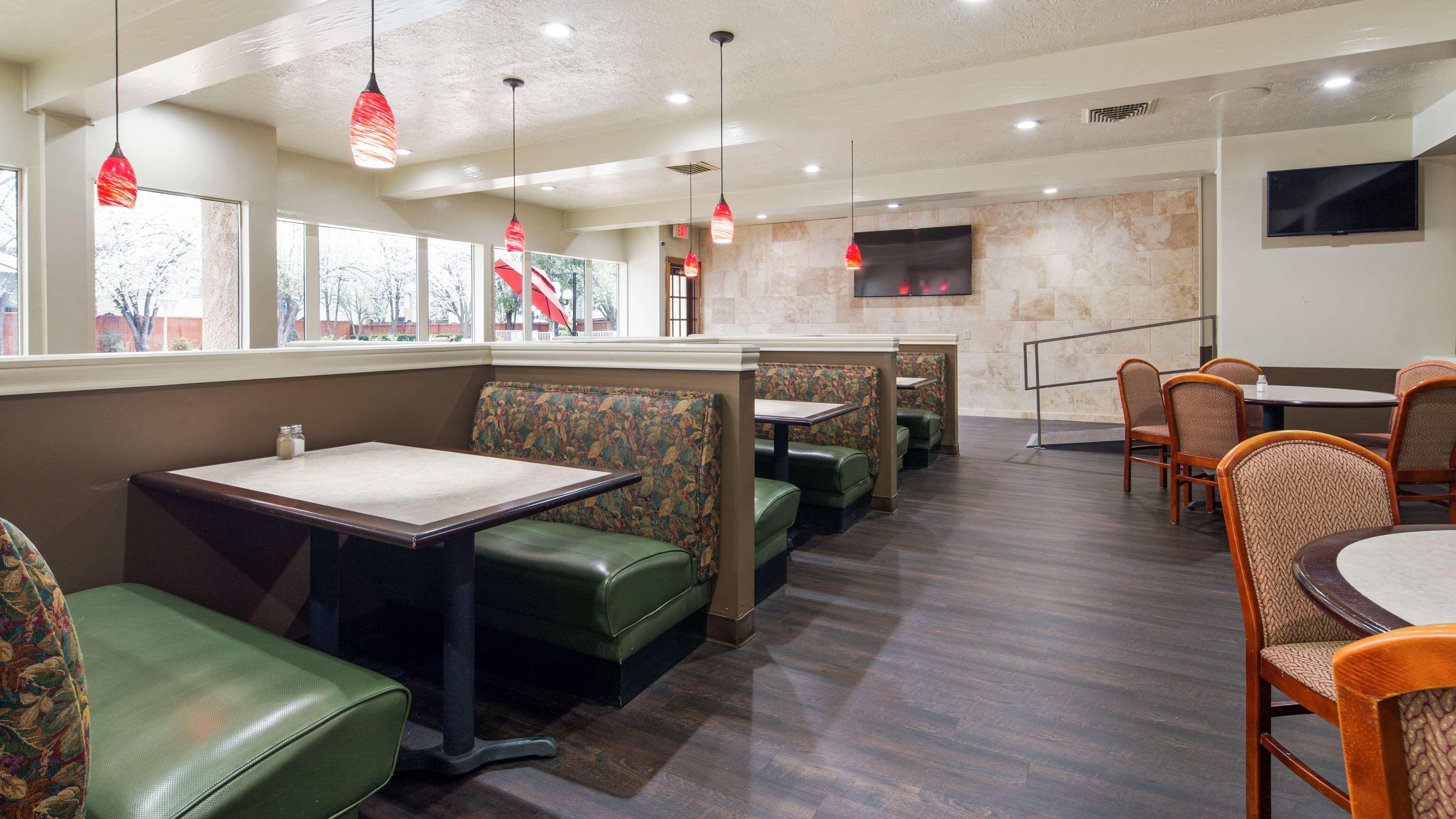 Surestay Plus By Best Western Lawton Buitenkant foto