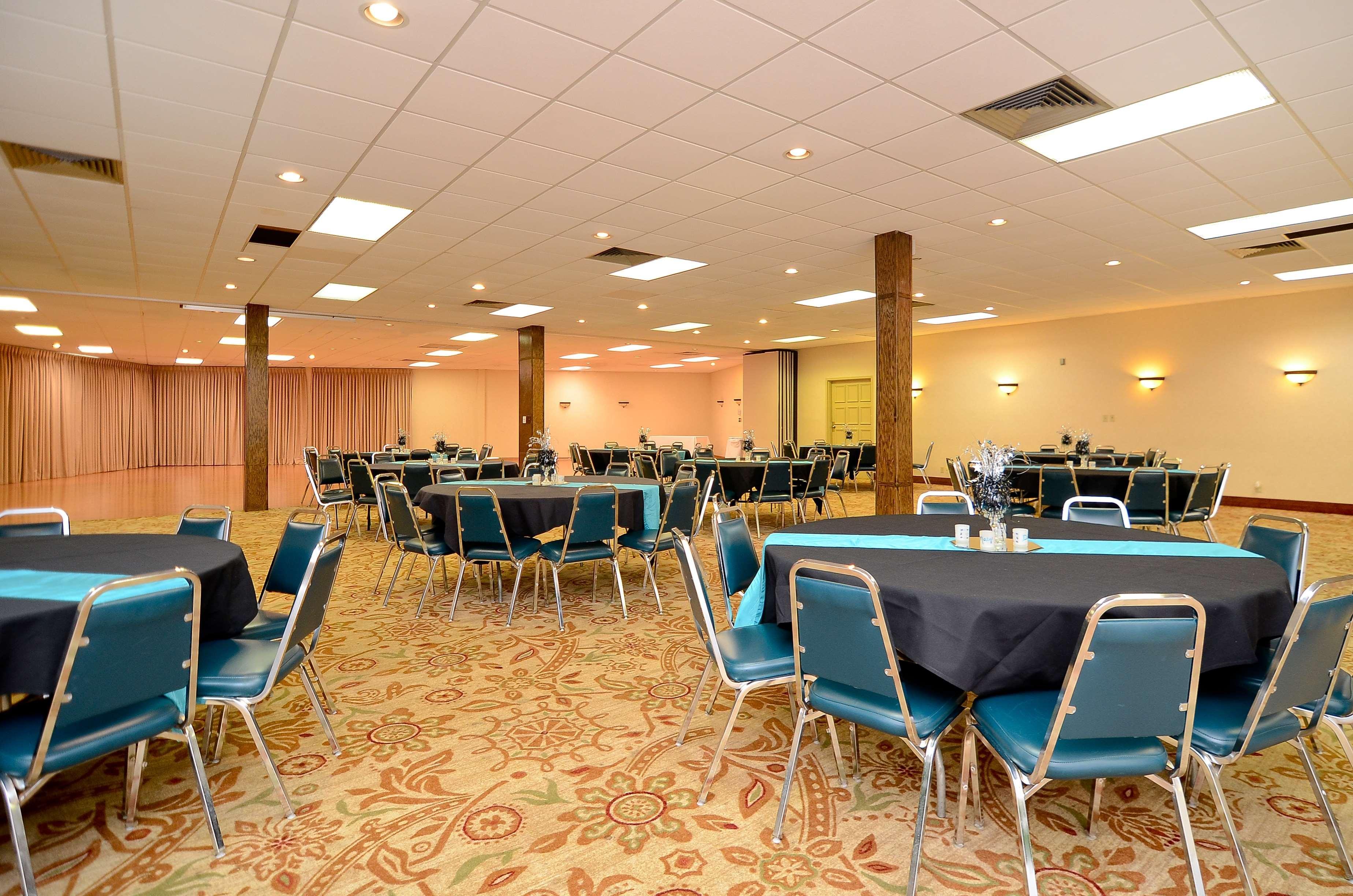 Surestay Plus By Best Western Lawton Buitenkant foto