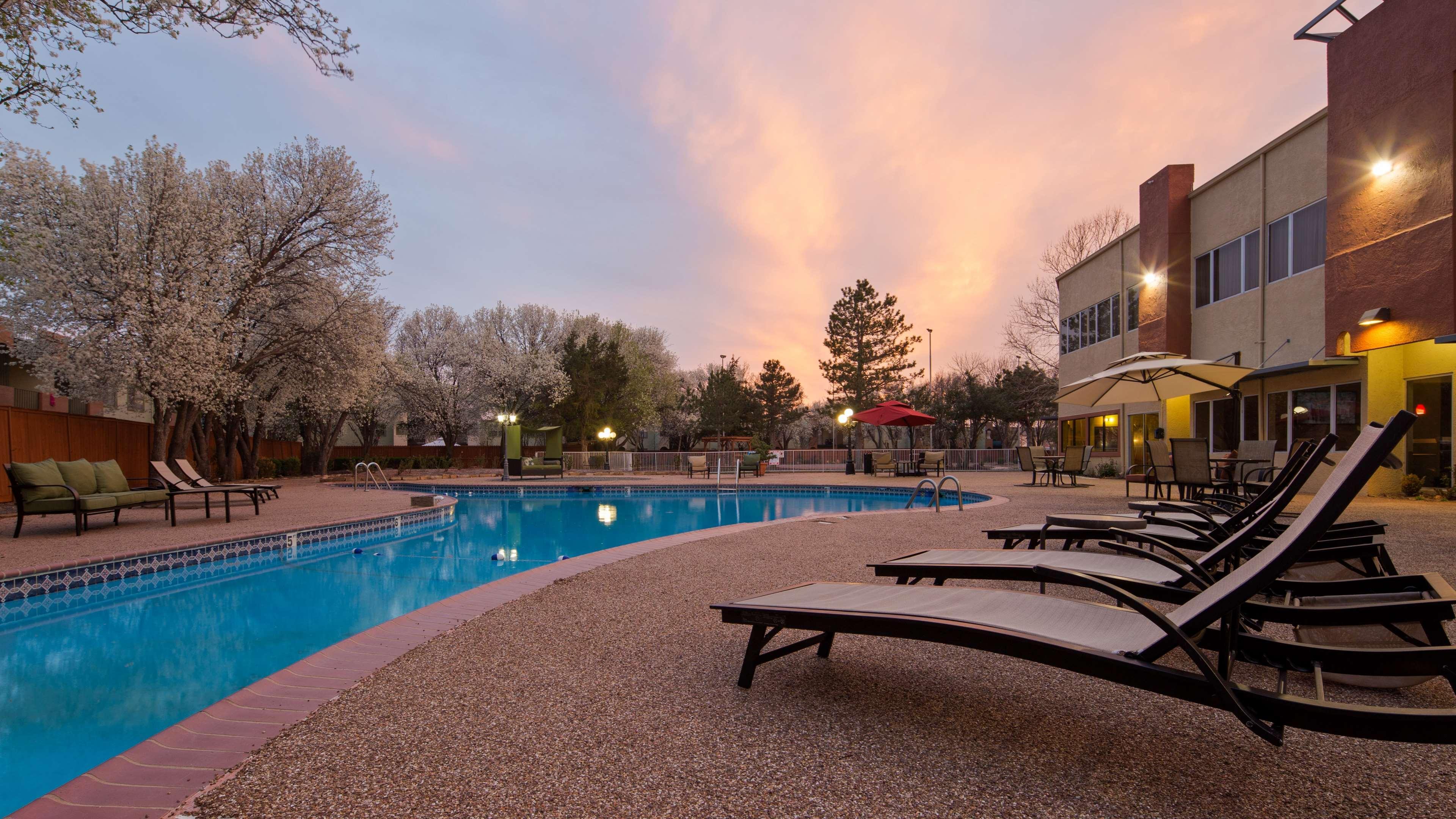 Surestay Plus By Best Western Lawton Buitenkant foto