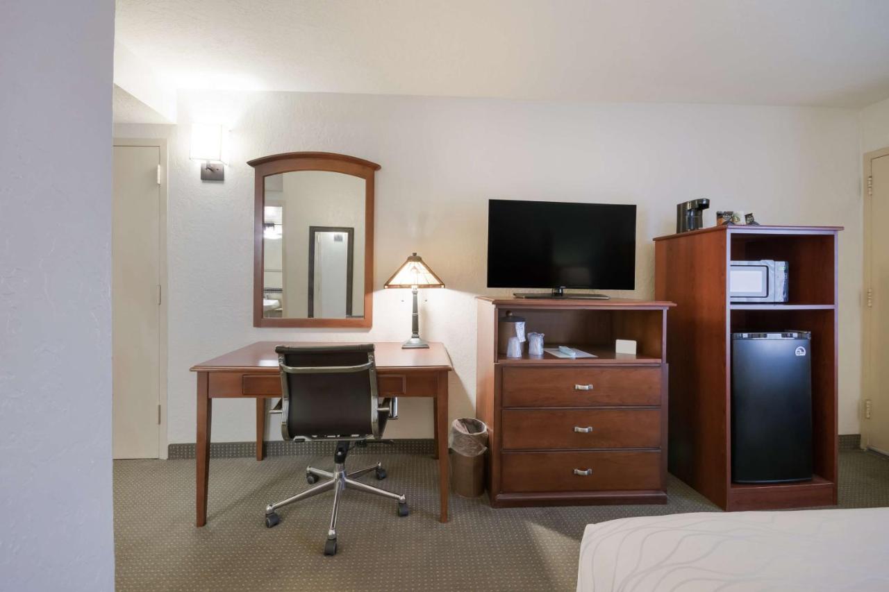 Surestay Plus By Best Western Lawton Buitenkant foto